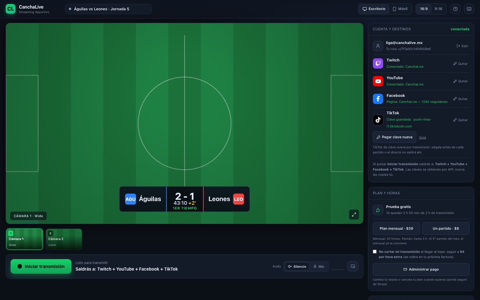Estudio de CanchaLive en computadora: previa en vivo con marcador Águilas 2-1 Leones, panel de destinos con los logos de YouTube, Facebook, Twitch y TikTok, y editor de marcador